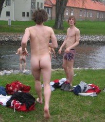 More Nudity In General 59fcd11ed2514.jpg