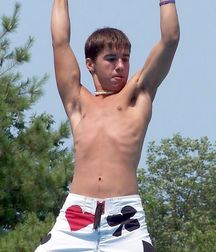 No Shirts Again! 5a1fd71833192.jpg