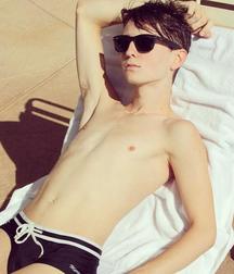 No Shirts Needed! 5a2a5a69492e0.jpg