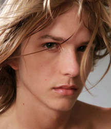 Some Beautiful Faces 5a2fad2885924.jpg