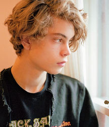 Some Beautiful Faces 5a2fad2c99de0.jpg
