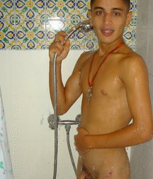 Clean Boys 5a4a15c66a83b.jpg