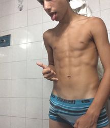 The erotic world of latin boybodys 01 5890bdd1ef792.jpg