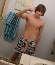 Twink Big Cock Selfies 586956f4d3ea0.jpg