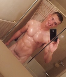 Nice set of selfies, hunks 3 586a1dcb6ca1e.jpg