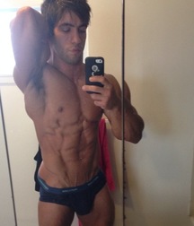 Nice set of selfies, hunks 3 586a1e342072f.jpg