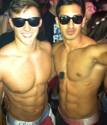 Nice set of selfies, hunks 3 586a1e5646602.jpg