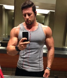 Nice set of selfies, hunks 4 586a1f2a5b56f.jpg