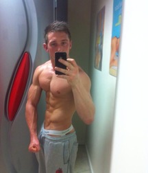 Nice set of selfies, hunks 4 586a1f2f7efcd.jpg