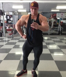 Nice set of selfies, hunks 4 586a1f7505fc1.jpg
