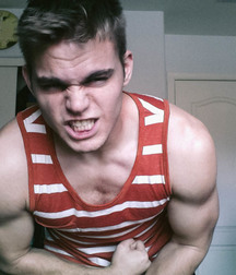Nice set of selfies, hunks 4 586a1f9080fc6.jpg
