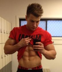 Nice set of selfies, hunks 4 586a1f98e28ec.jpg