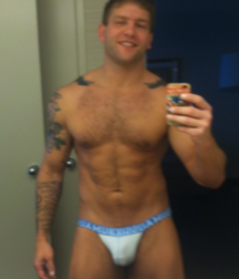 Nice set of selfies, hunks 4 586a1fb258264.png
