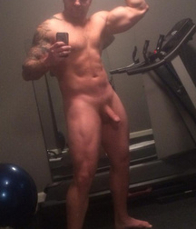 Nice set of selfies, hunks 4 586a1fb884933.jpg