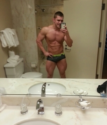Nice set of selfies, hunks 4 586a1fcd0bdf4.jpg