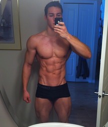 Nice set of selfies, hunks 5 586a203a4960b.jpg