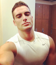 Nice set of selfies, hunks 5 586a20998f14e.png