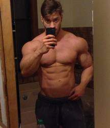 Nice set of selfies, hunks 6 586a219106684.jpg