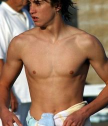 20170107 xable shirtless