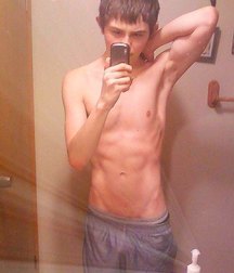 Boy Pits - Non-Nude 58728a765877f.jpg