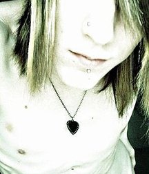 Emo boys 58736d1dbccb0.jpg