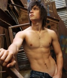 Emo boys 58736d2fad121.jpg