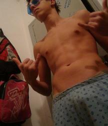 Shirtless boys from net 5874bafd152e2.jpg