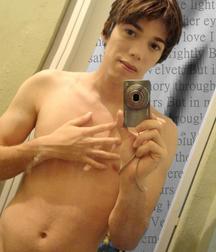 Shirtless boys from net 5874bb52ca590.jpg