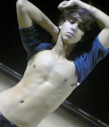 Shirtless boys from net 5874bb5d108e7.jpg
