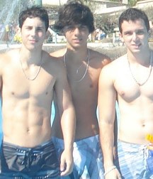 Amateur boys from net 5878a9c490745.jpg