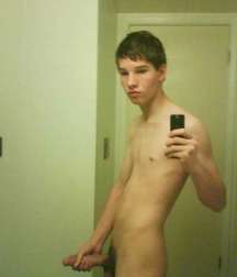 Mirror and selfies 587a2f27bf84c.jpg