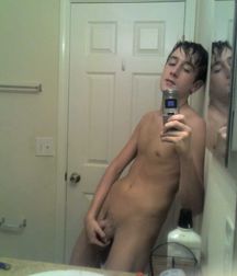 Hide cock 5889deb45355d.jpg