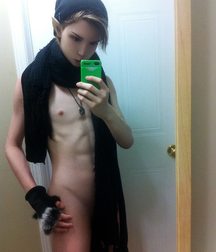 Hide cock 5889deb647c11.jpg