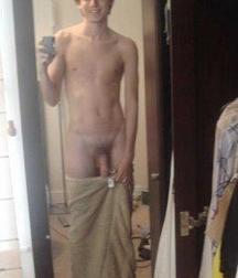 Selfies and mirror 58946cda47d97.jpg