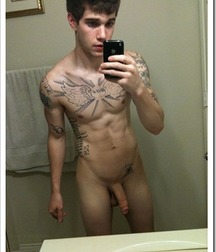 Selfies and mirror 58946d947e626.jpg