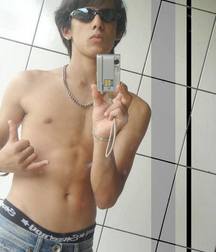 Young boys from net 5895a72127597.jpg