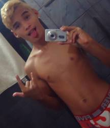 Boys from the net (non nude) 58a428bbd3e4a.jpg