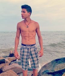 Boys from the net (non nude) 58a428f36b661.jpg