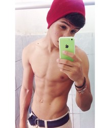 Boys from the net (non nude) 58a4290bd8dfd.jpg