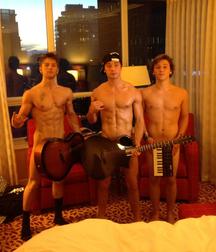 Boys from net 58b401e15190c.jpg