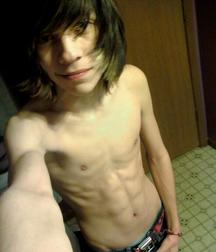 Hot shirtless boys (non nude) 58b557feb05b2.jpg