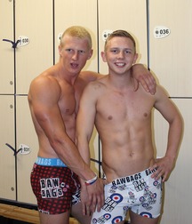 Hot shirtless boys (non nude) 58b558195340c.jpg