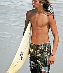Hot shirtless boys (non nude) 58b55833a16c4.jpg