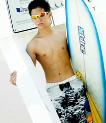 Hot shirtless boys (non nude) 58b5583749f11.jpg