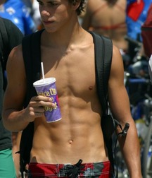 Hot shirtless boys (non nude) 58b558aded88e.jpg