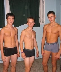 Hot shirtless boys (non nude) 58b558db38ffe.jpg