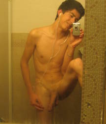 Solo boys naked 58bfdadeec9f7.jpg