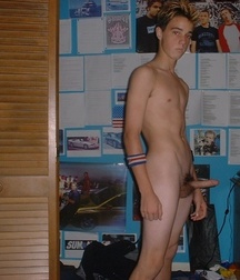 Naked solo boys 58c44e0e52963.jpg
