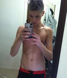 Shirtless boys (non nude) 58ca6a52c1feb.jpg