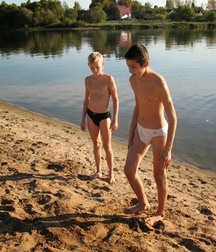 Shirtless boys (non nude) 58ca6a6a5bf1a.jpg